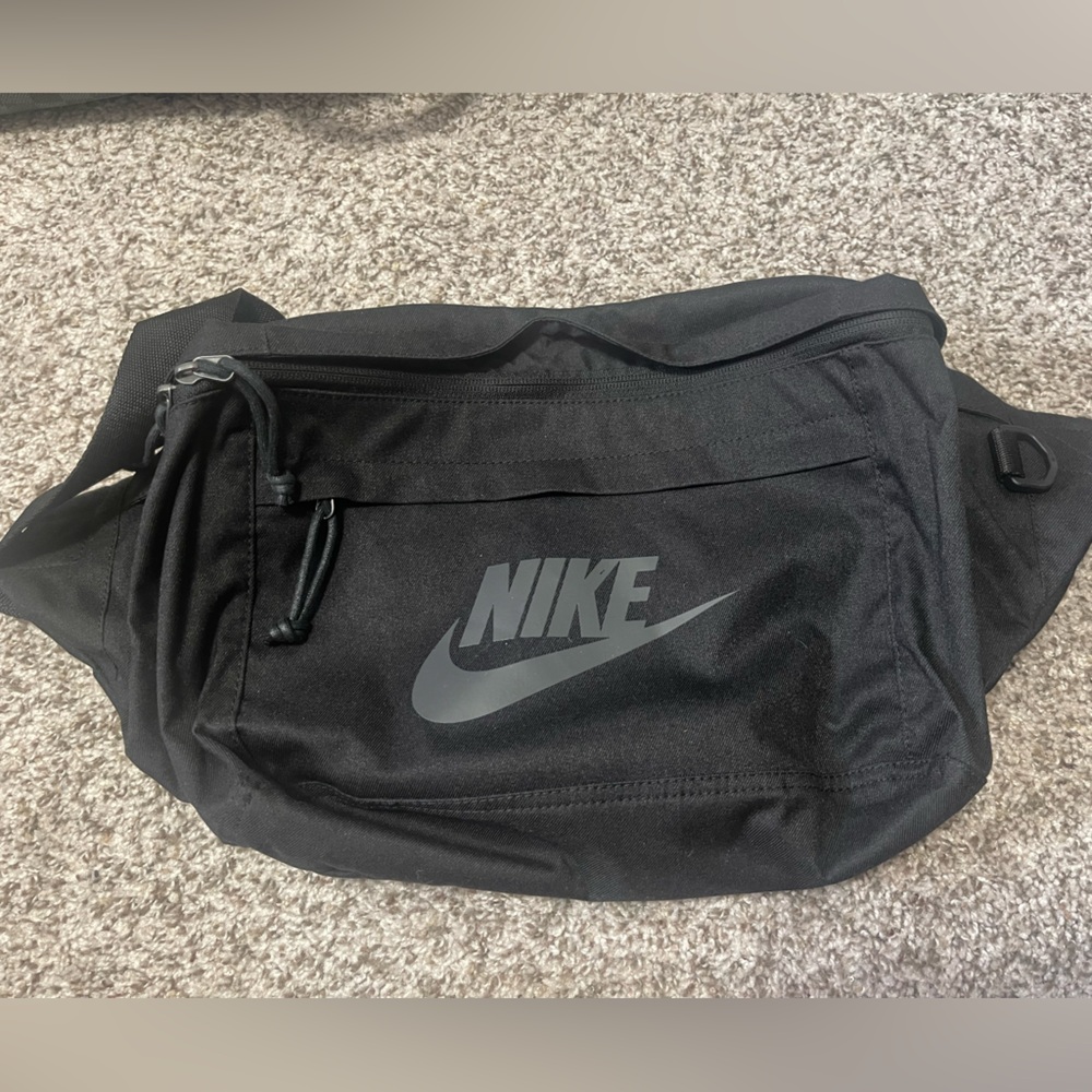 COPY - Nike Fanny pack